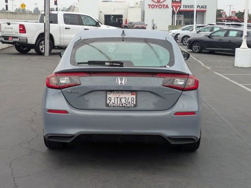 Used 2024 Honda Civic Sport image 9