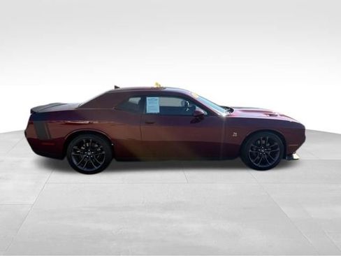 Used 2022 Dodge Challenger R/T Scat Pack w/ Plus Package RWD image 9