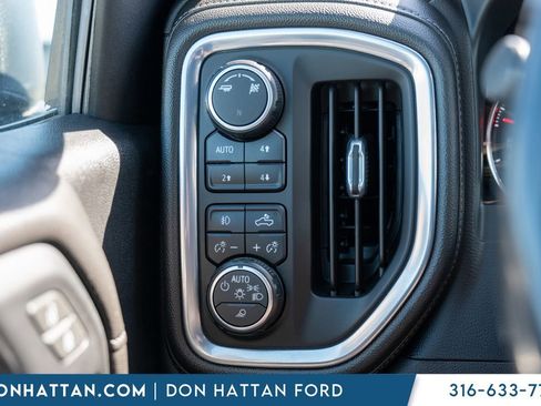 Used 2019 Chevrolet Silverado 1500 LTZ w/ LTZ Convenience Package AWD/4WD image 16