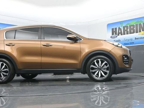Used 2018 Kia Sportage EX image 22