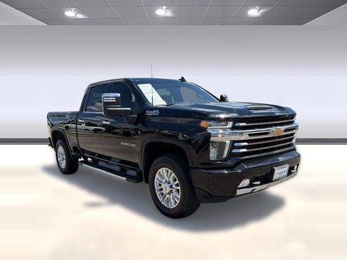 Certified 2022 Chevrolet Silverado 2500 High Country w/ Safety Package II AWD/4WD image 7