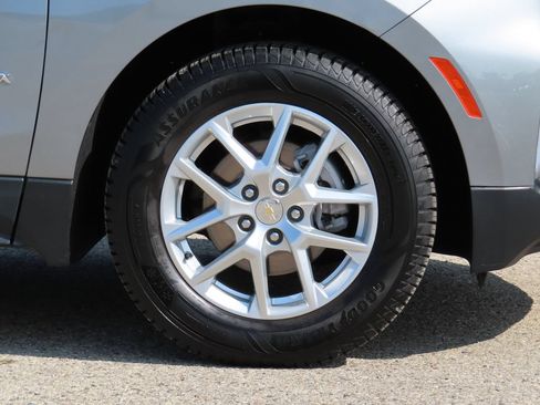 Certified 2023 Chevrolet Equinox LT AWD/4WD image 13