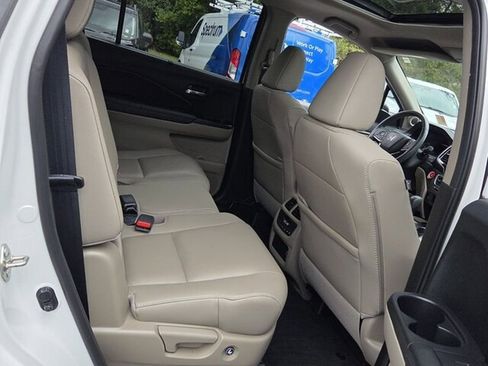 Used 2020 Honda Pilot EX-L image 16