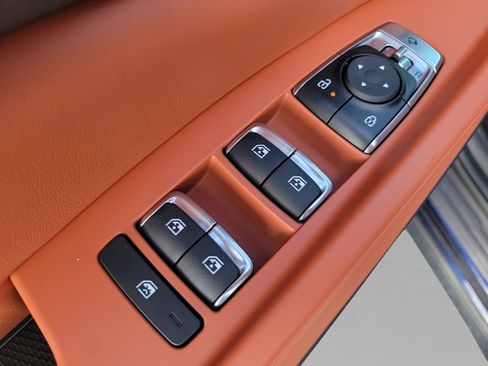New 2026 Kia Carnival EX FWD image 13