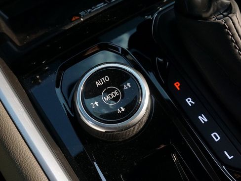 New 2025 Chevrolet Colorado ZR2 w/ Technology Package image 18