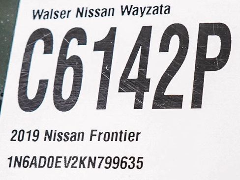 Used 2019 Nissan Frontier PRO-4X AWD/4WD image 30