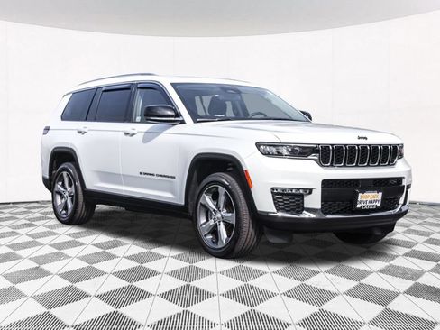 Used 2021 Jeep Grand Cherokee L Limited AWD/4WD image 12