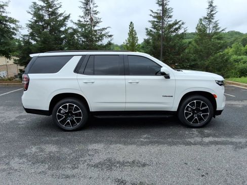 Used 2024 Chevrolet Tahoe RST w/ Luxury Package AWD/4WD image 4