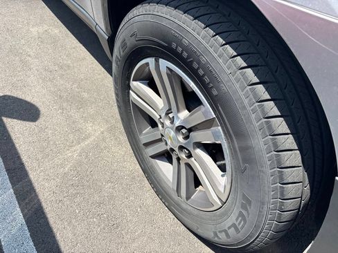 Used 2017 Chevrolet Traverse LT AWD/4WD image 7