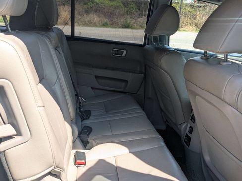 Used 2015 Honda Pilot Touring image 24