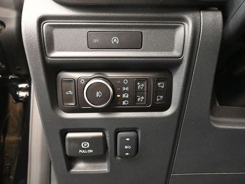 Used 2025 Ford F150 Lariat w/ Equipment Group 502A High AWD/4WD image 34