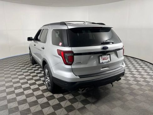Used 2019 Ford Explorer Sport AWD/4WD image 5