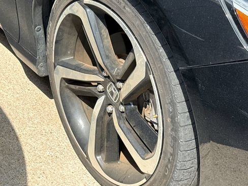 Used 2021 Honda Accord Sport image 5