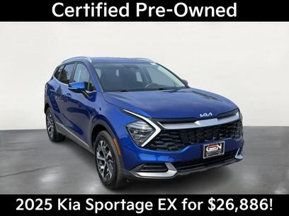Used 2025 Kia Sportage EX