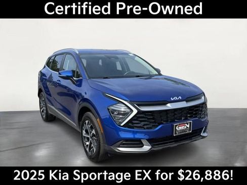 Used 2025 Kia Sportage EX AWD/4WD image 1