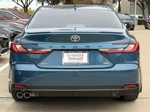 New 2026 Toyota Camry SE image 5