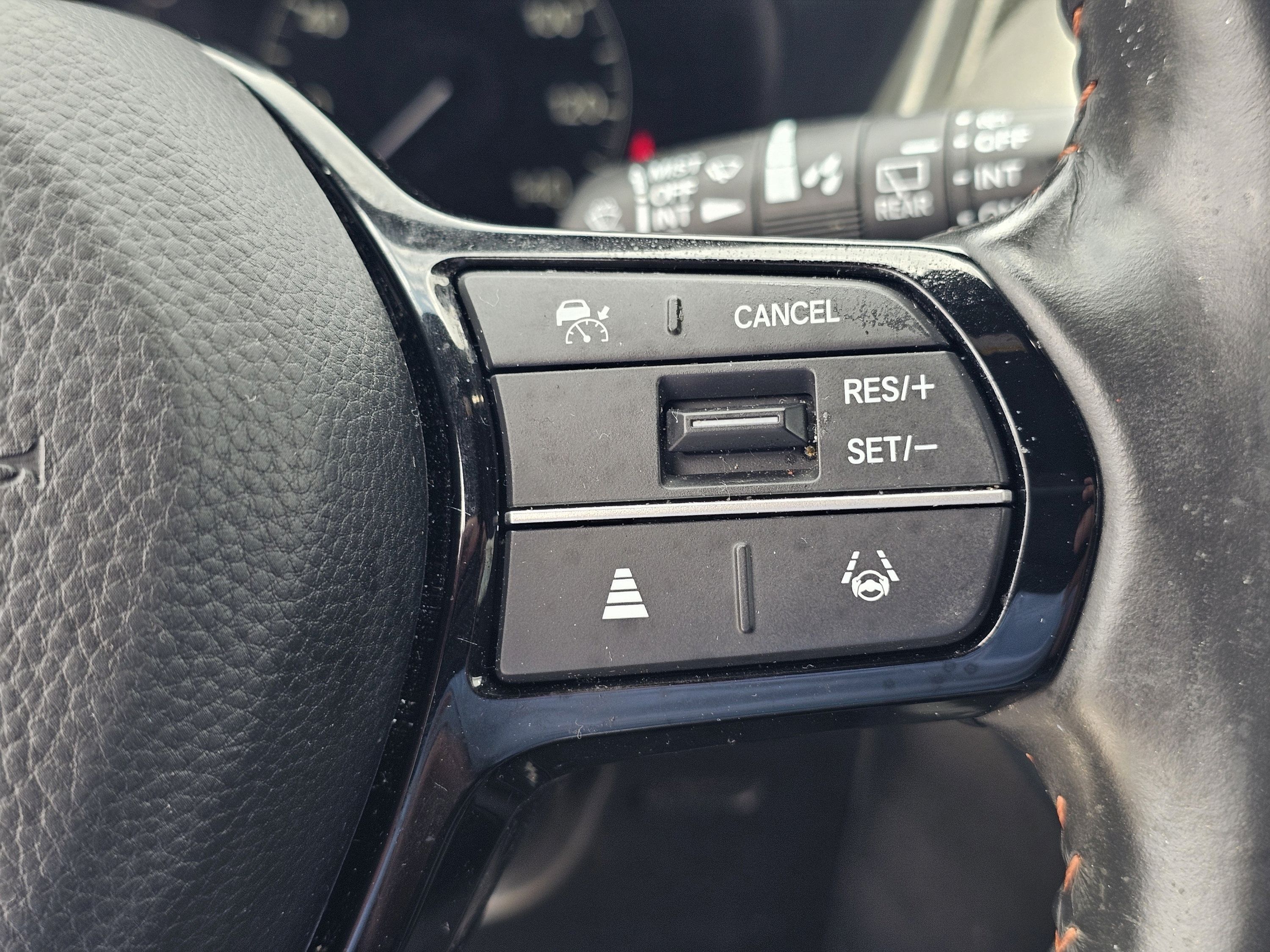 Used 2023 Honda HR-V Sport image 36