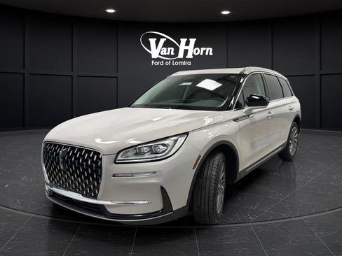 Used 2024 Lincoln Corsair Reserve image 7