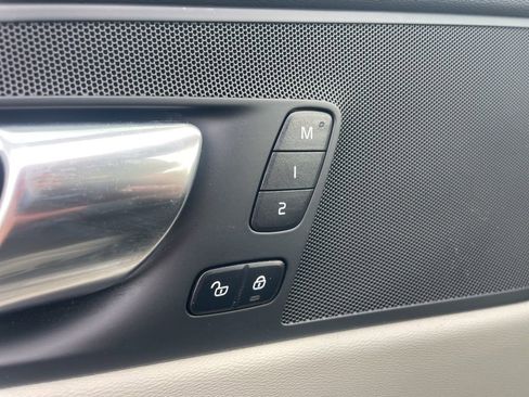 Certified 2023 Volvo XC60 B5 Plus w/ Climate Package image 30