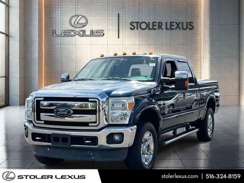Used 2016 Ford F250 Lariat w/ Lariat Ultimate Package AWD/4WD image 3