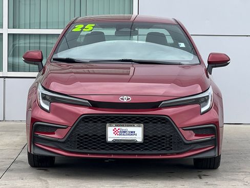 Used 2025 Toyota Corolla SE image 6