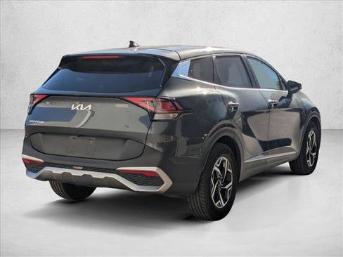 Used 2024 Kia Sportage LX image 5