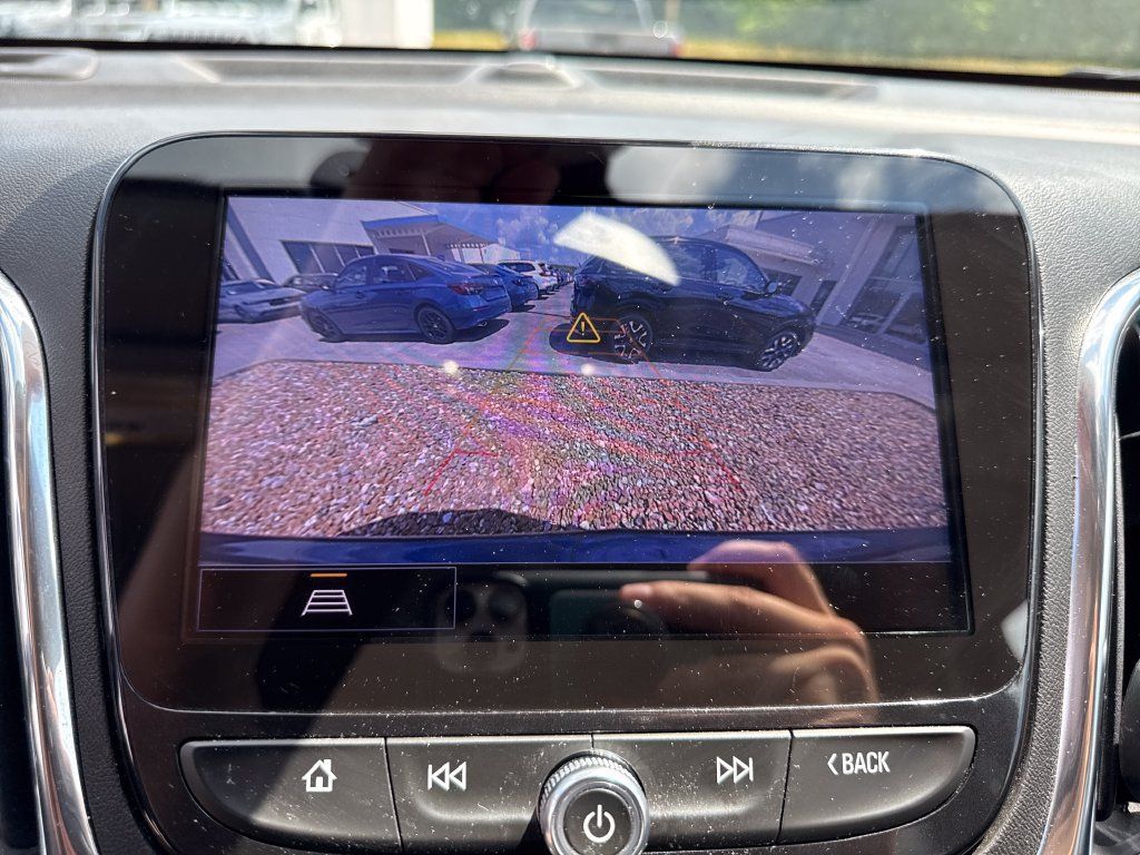 Used 2022 Chevrolet Equinox Premier FWD image 19