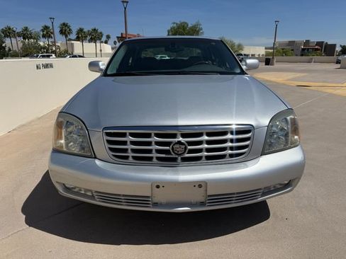 Used 2002 Cadillac De Ville DTS w/ Premium Equipment Pkg image 9