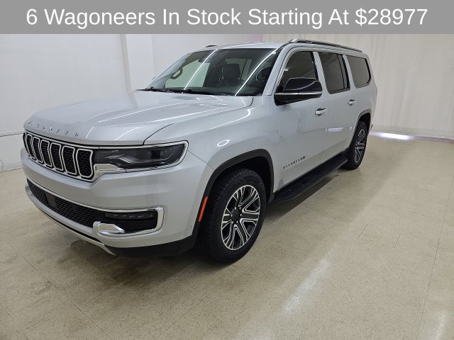 Used 2024 Jeep Wagoneer L Series II w/ Flexible Seating Group AWD/4WD image 1