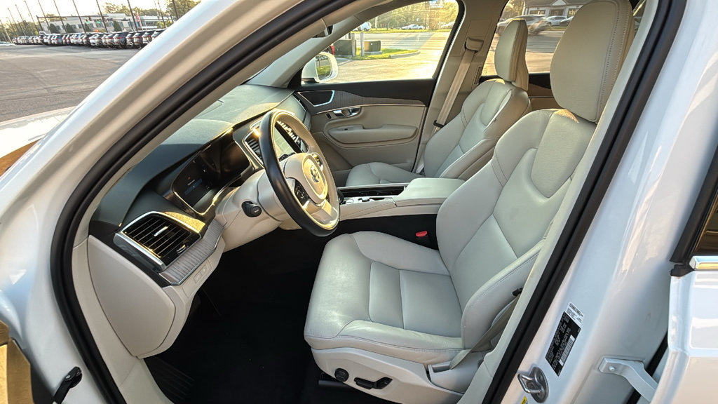 Certified 2024 Volvo XC90 T8 Plus w/ Protection Package Premier AWD/4WD image 24