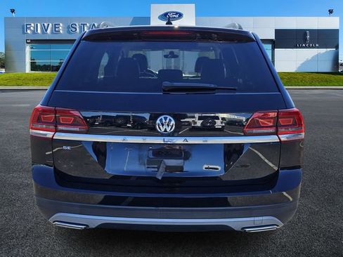 Used 2020 Volkswagen Atlas SE w/ Panoramic Sunroof Package image 6