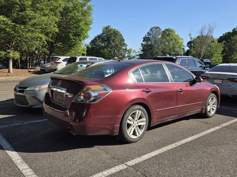 Used 2012 Nissan Altima 3.5 SR w/ Sport Pkg FWD image 4