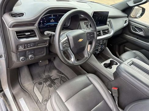 Used 2024 Chevrolet Tahoe LT w/ Luxury Package RWD image 22