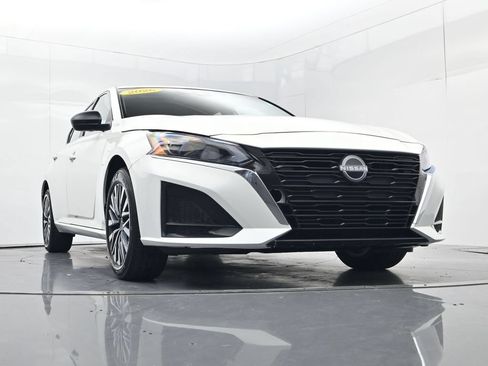 Used 2026 Nissan Altima 2.5 SV AWD/4WD image 43
