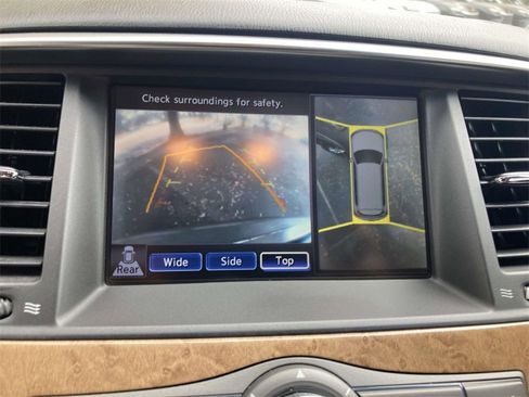 Used 2011 INFINITI QX56 2WD image 15