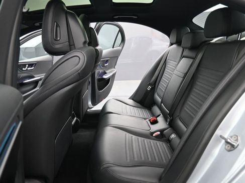Used 2023 Mercedes-Benz C 300 Sedan image 19