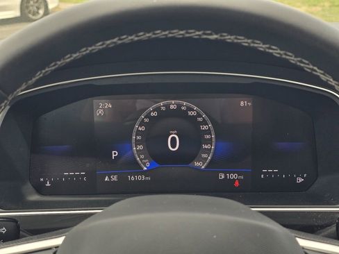 Used 2024 Volkswagen Tiguan SE image 18