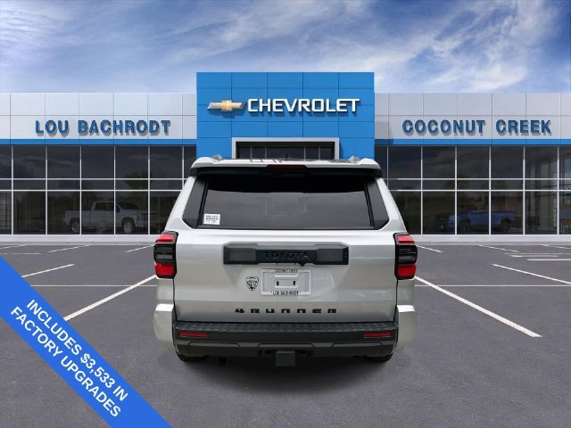 Used 2026 Toyota 4Runner SR5 RWD image 7