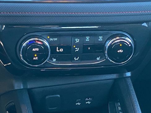 New 2025 Chevrolet TrailBlazer RS w/ Convenience Package image 11