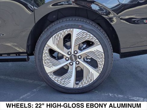 New 2026 Lincoln Navigator L Black Label AWD/4WD image 6
