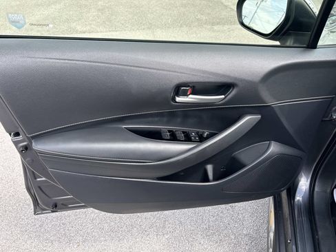 Used 2025 Toyota Corolla SE FWD image 26