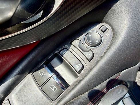 Certified 2022 INFINITI Q60 Red Sport 400 w/ Carbon Fiber Package AWD/4WD image 11