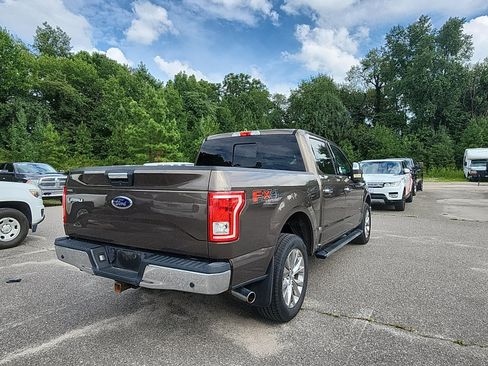 Used 2017 Ford F150 XLT w/ Equipment Group 302A Luxury AWD/4WD image 5