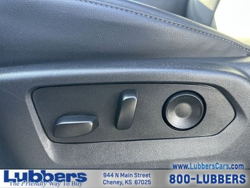 Used 2025 Chevrolet Tahoe LT image 12