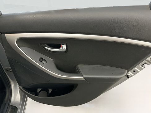 Used 2014 Hyundai Elantra GT image 29