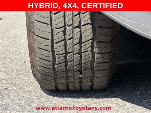 Certified 2025 Toyota 4Runner TRD Off-Road AWD/4WD image 34