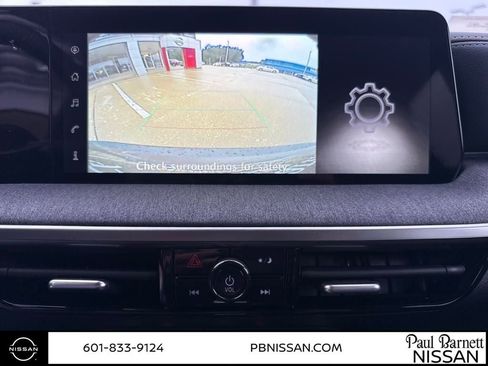 New 2025 Nissan Kicks SV image 18