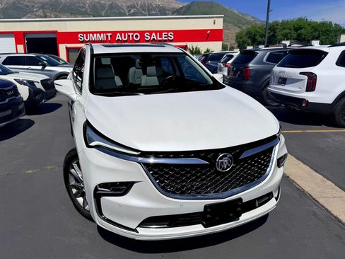 Used 2023 Buick Enclave Avenir w/ Avenir Technology Package AWD/4WD image 2