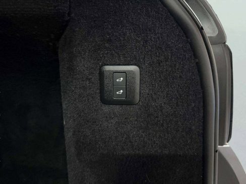 Used 2022 Land Rover Range Rover Sport HSE Silver Edition image 55