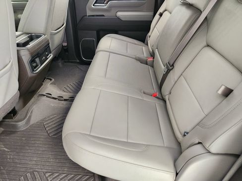 Used 2024 Chevrolet Silverado 3500 LT w/ Convenience Package AWD/4WD image 30